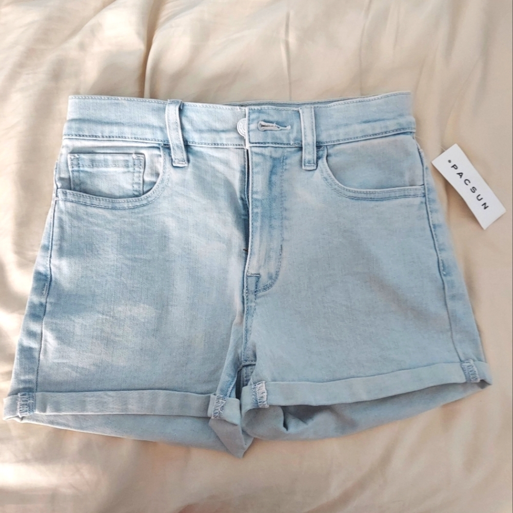Pacsun Hi-Waisted Light Wash Denim Shorts, Size 25, Cuffed Shorts